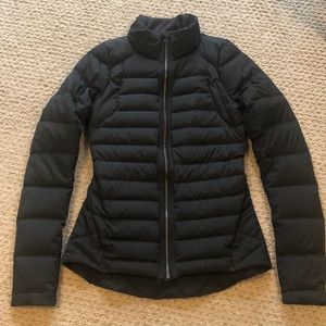 EUC Lululemon Fluffed Up puffer jacket sz 4